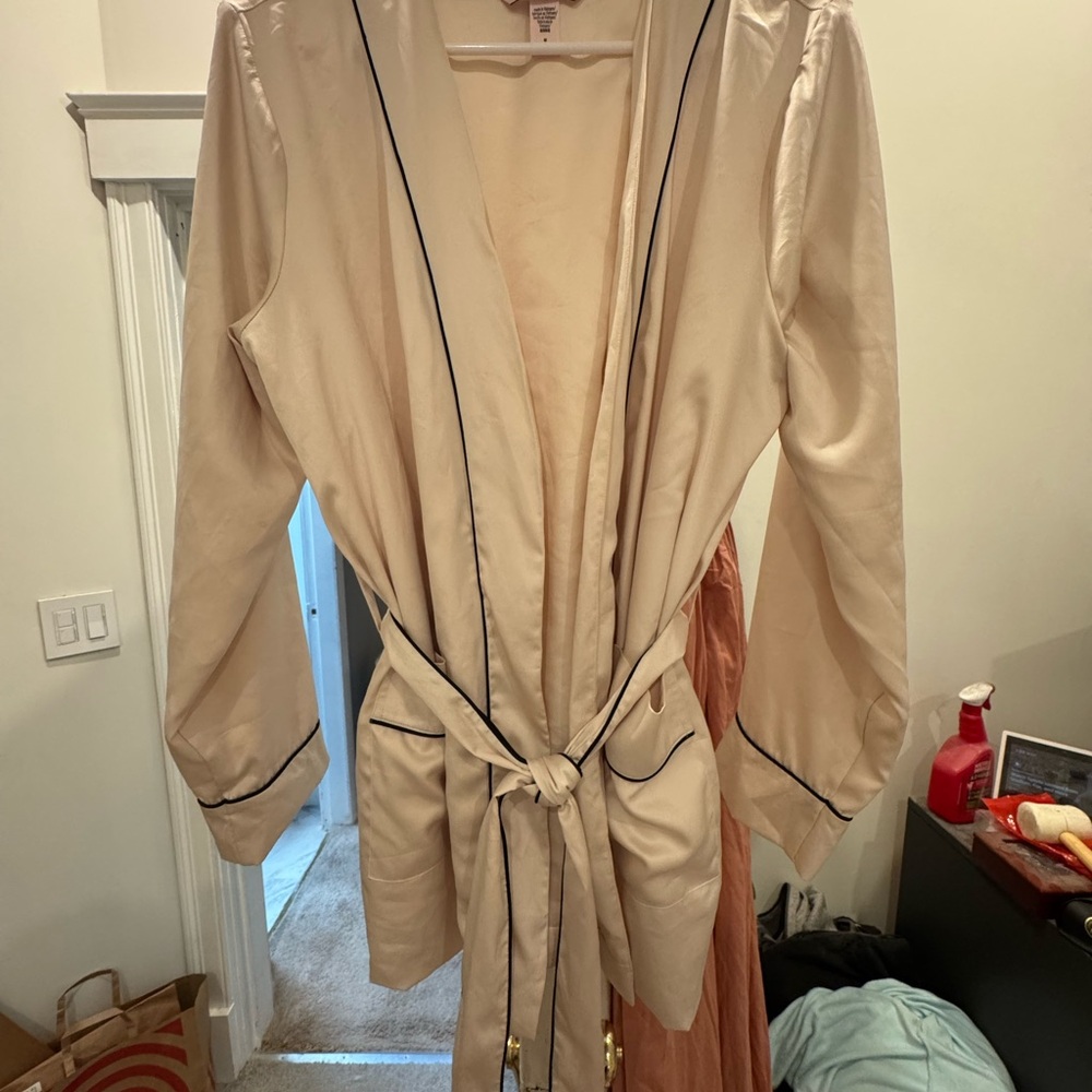 Cream Satin jacket/top with Black Trim
